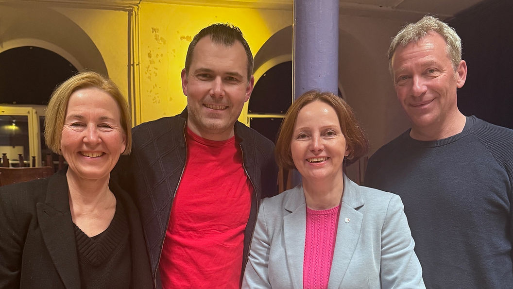 v.l.n.r: Regierungsrätin Susanne Schaffner, Roman Oeschger, Karin Kälin und Regierungsratskandidat Mathias Stricker. (Foto zVg.)